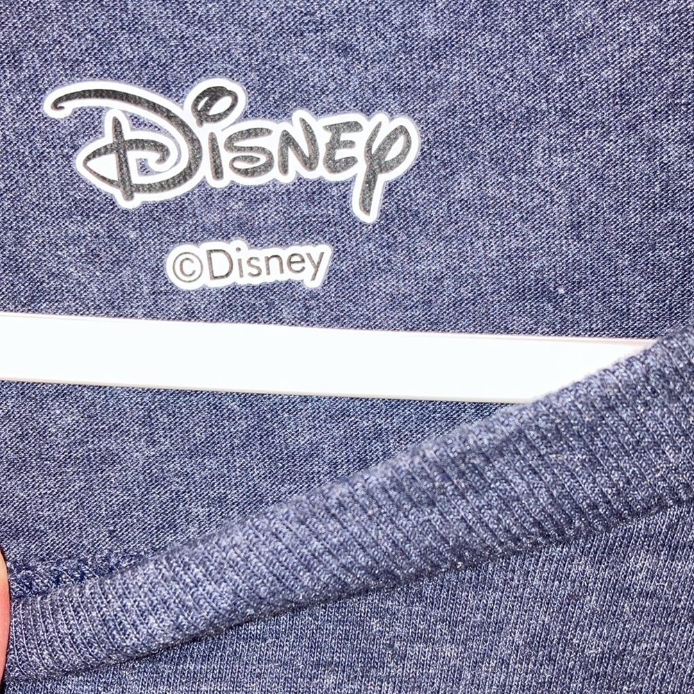 Disney Hakuna Matata Shirt NWOT - Picture 3 of 4